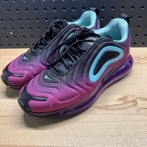 Nike Air Max 720 Shoes AQ3196-500 Size 6 Youth=6.5 Women's Hyper Violet/Black